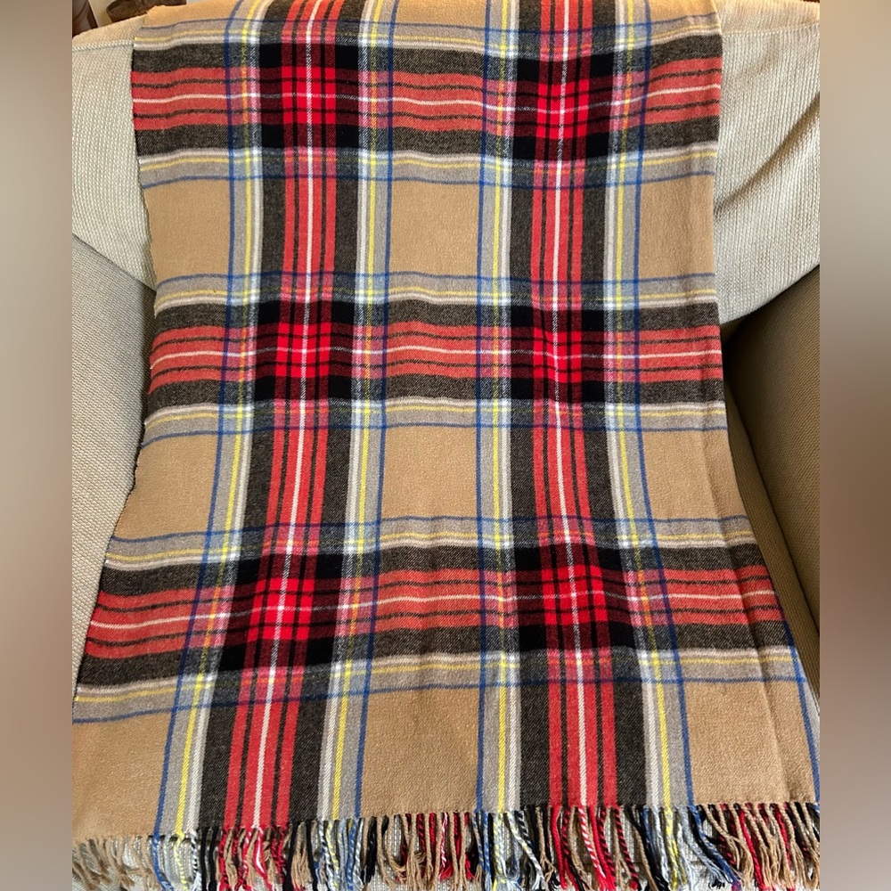 NIDO NOTTE ITALIA Throw Blanket